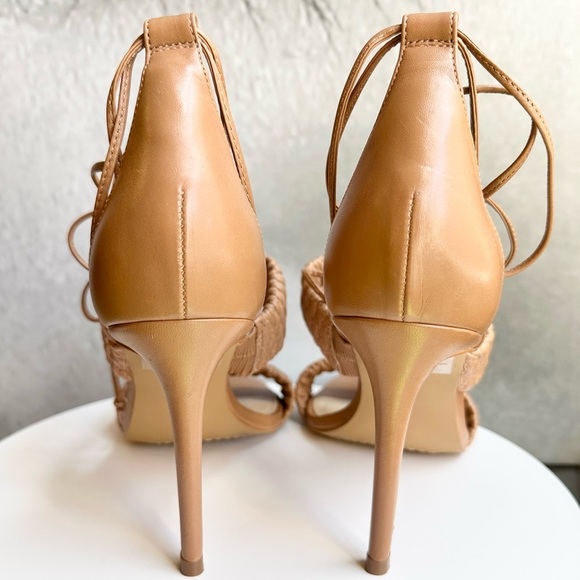 🌸VINCE CAMUTO🌸 Antilique  Strappy Sandals Size: 10M - Picture 10 of 14